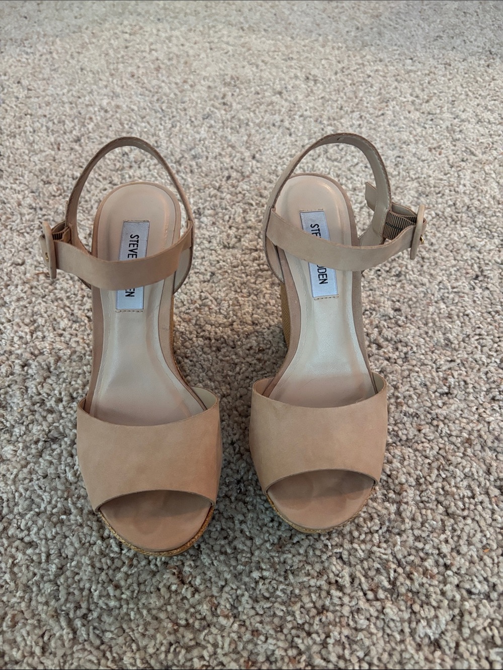 Steve Madden Beige Open-Toe Suede Platform Sandals